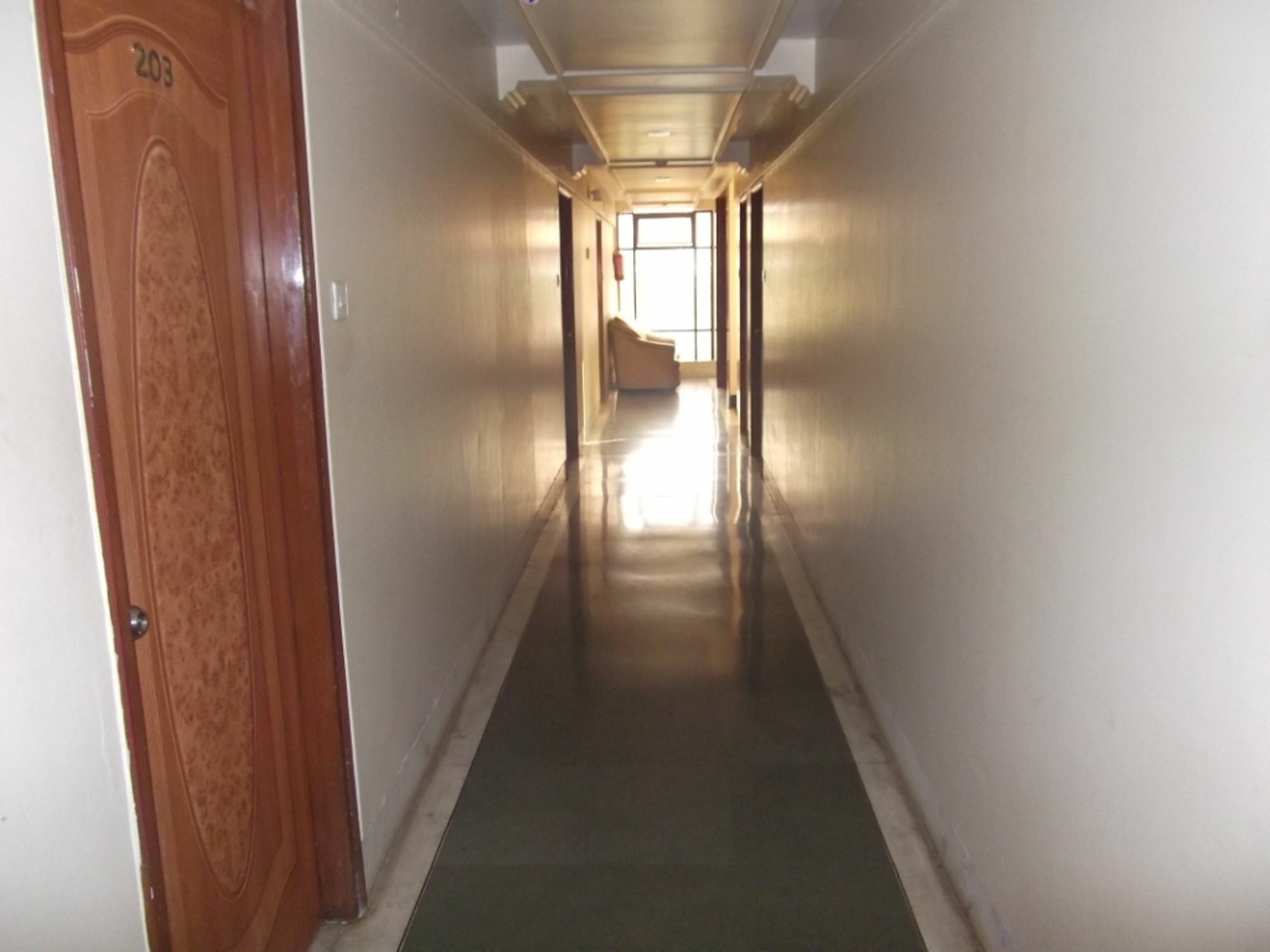 Hotel Ravikant Пюн Екстериор снимка